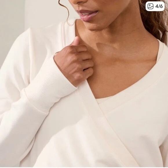 Athleta Recharge Sweatshirt in Cream – Size XS - Picture 9 of 10